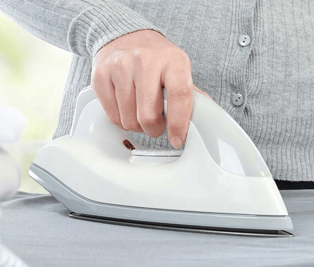 How to use an Iron: Professional way for pressing clothes - WpePro