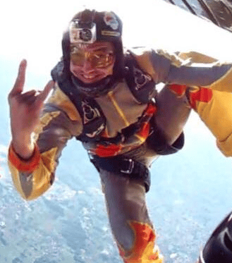 skydiving jumps